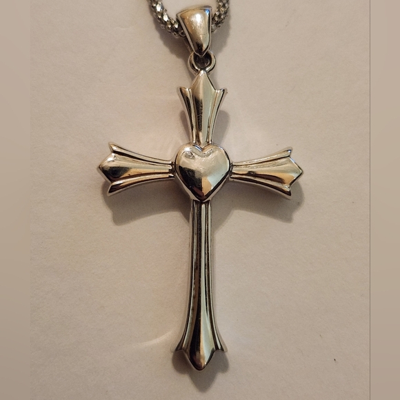 Sterling Silver Italian Popcorn Chain Cross Heart Pendant Necklace - Picture 3 of 11